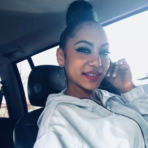 Meet your Posher, Normajeanne